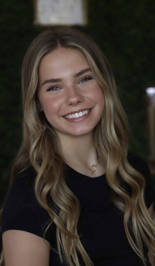 Allie at Buzz And Bliss A Salon, Spa, & Barbershop